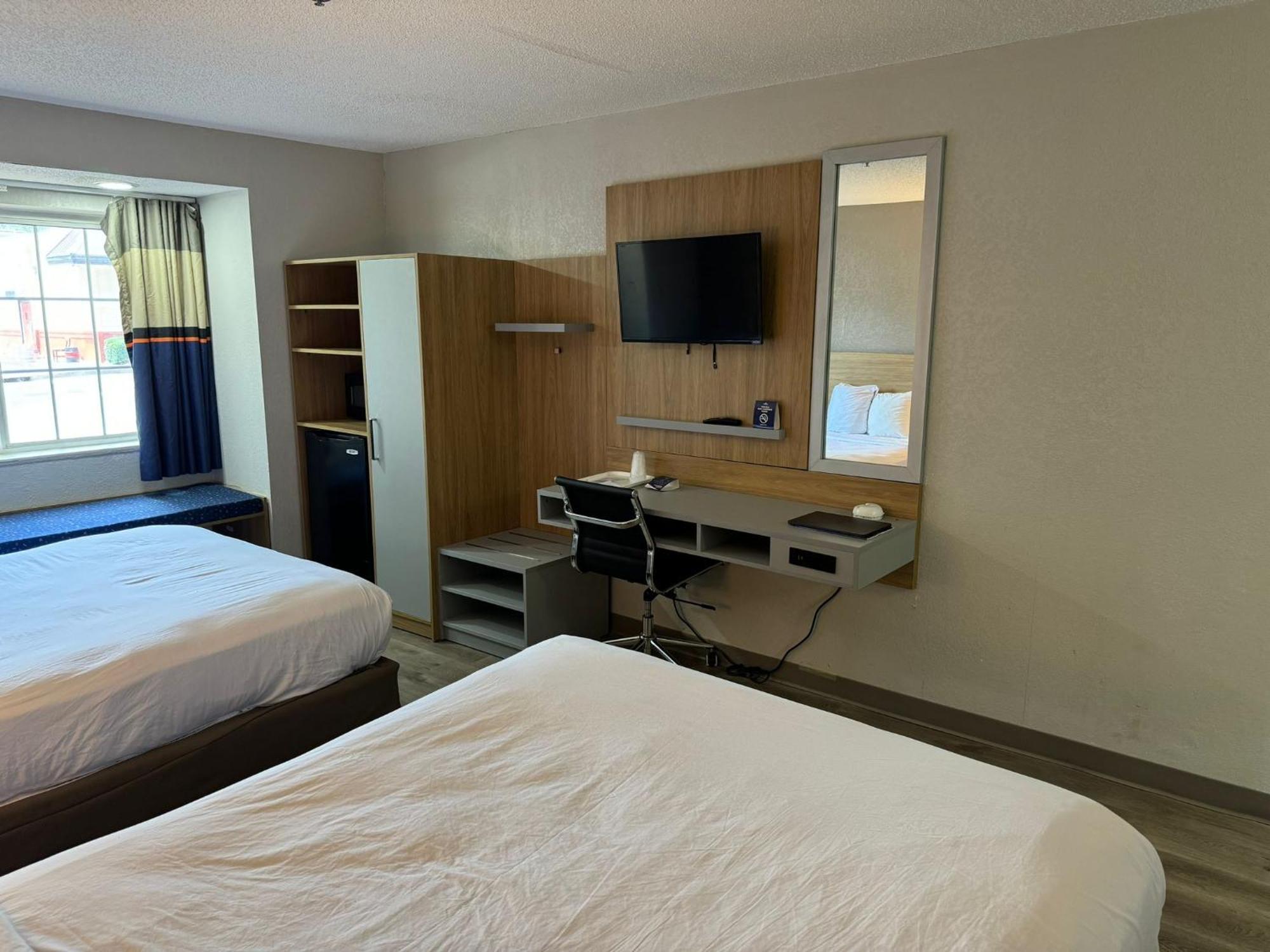 Microtel Inn By Wyndham Winston-Salem Dış mekan fotoğraf