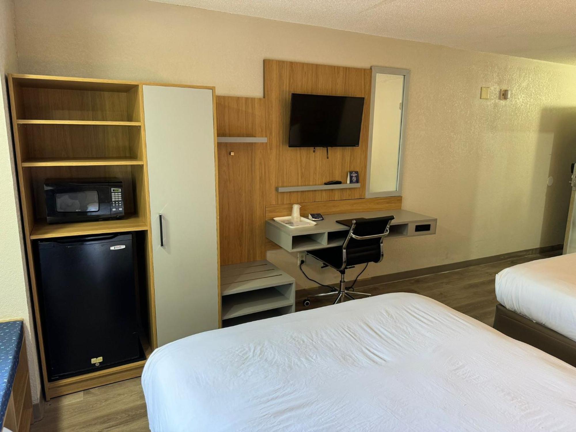 Microtel Inn By Wyndham Winston-Salem Dış mekan fotoğraf